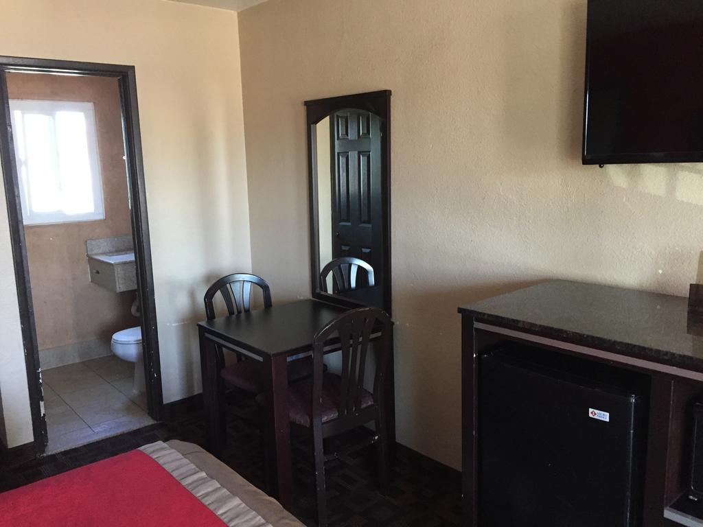 Harbor Inn & Suites Oceanside Quarto foto